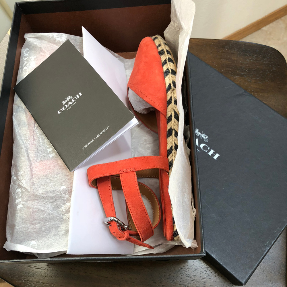 SOLD ~ Coach Ozzie Coral Sandals - 6.5M - New with box - Picture 7 of 8